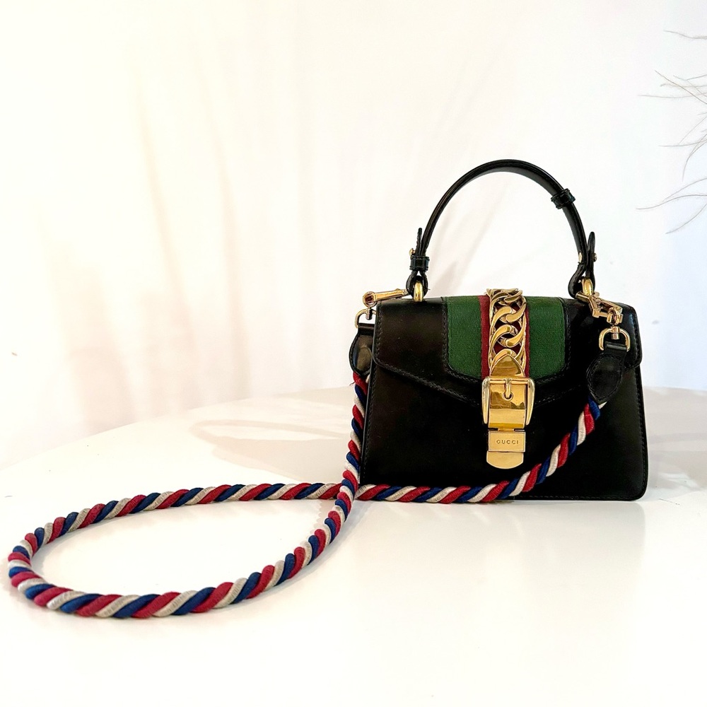 Gucci Mini Sylvie Top Handle Bag & Matching Wallet ♥️